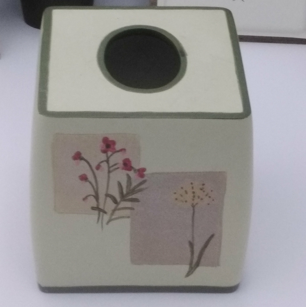 80s Style ceramic tissue box holder cover